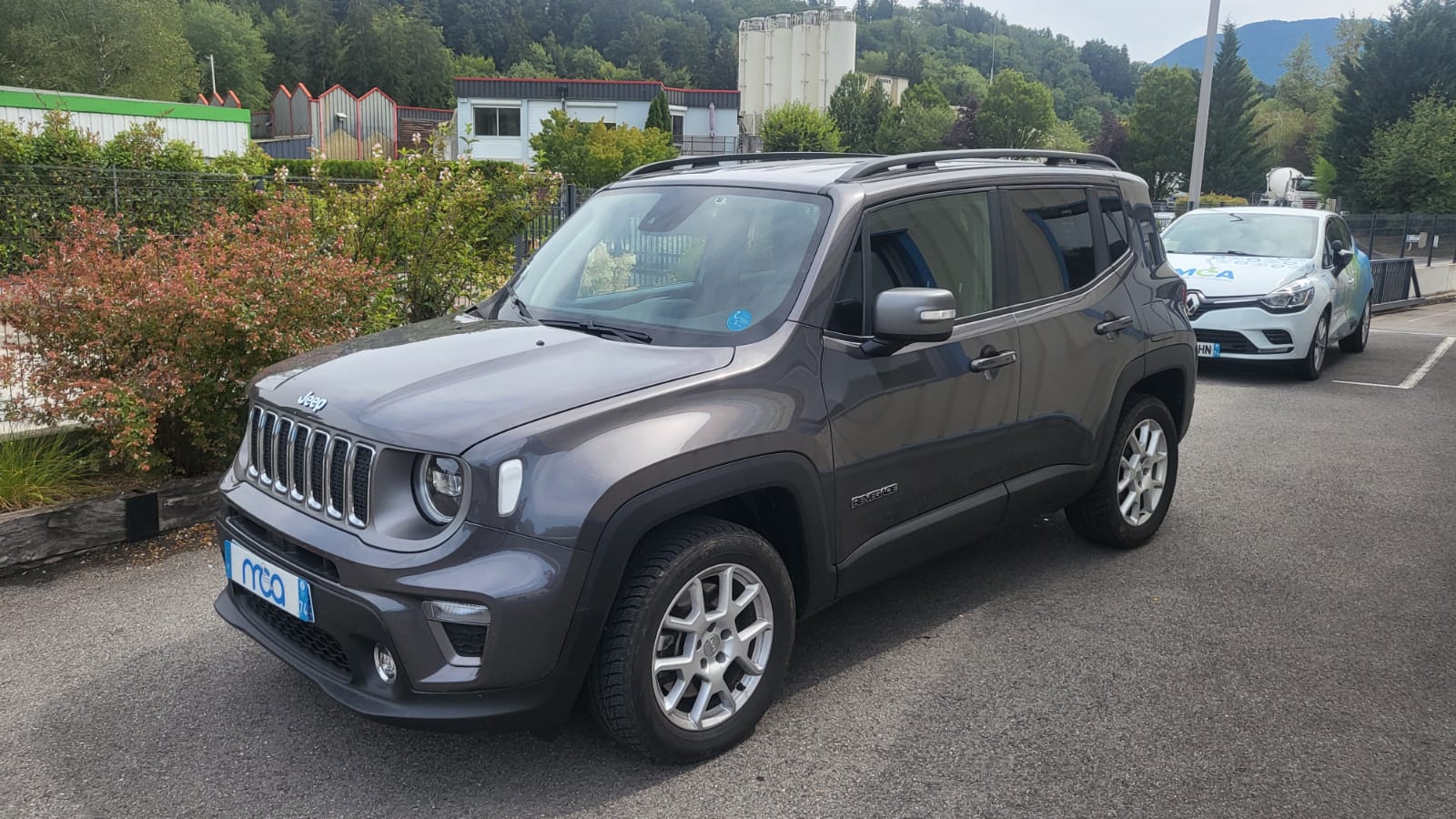 Aménagement du poste de conduite sur JEEP Renegade de 2021 – Poignée Moto !