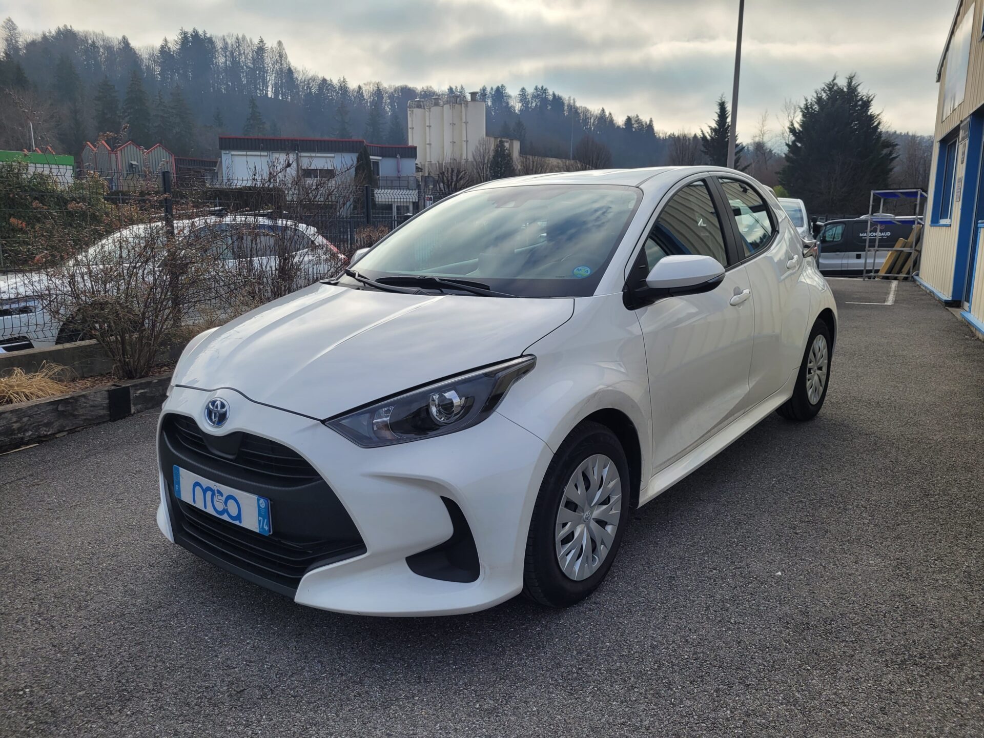 Aménagement poste de conduite : Pédale accélératrice à gauche sur Toyota Yaris
