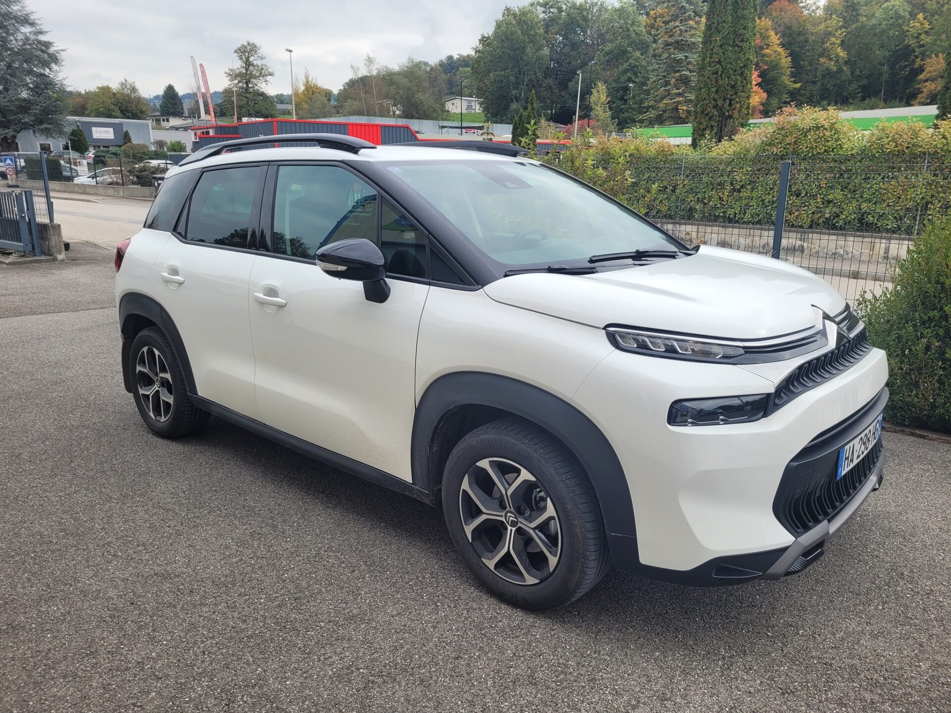 Citroën C3 Aircross équipée d’un siège pivotant Turnout by BraunAbility côté passager pour faciliter l’accès au véhicule.